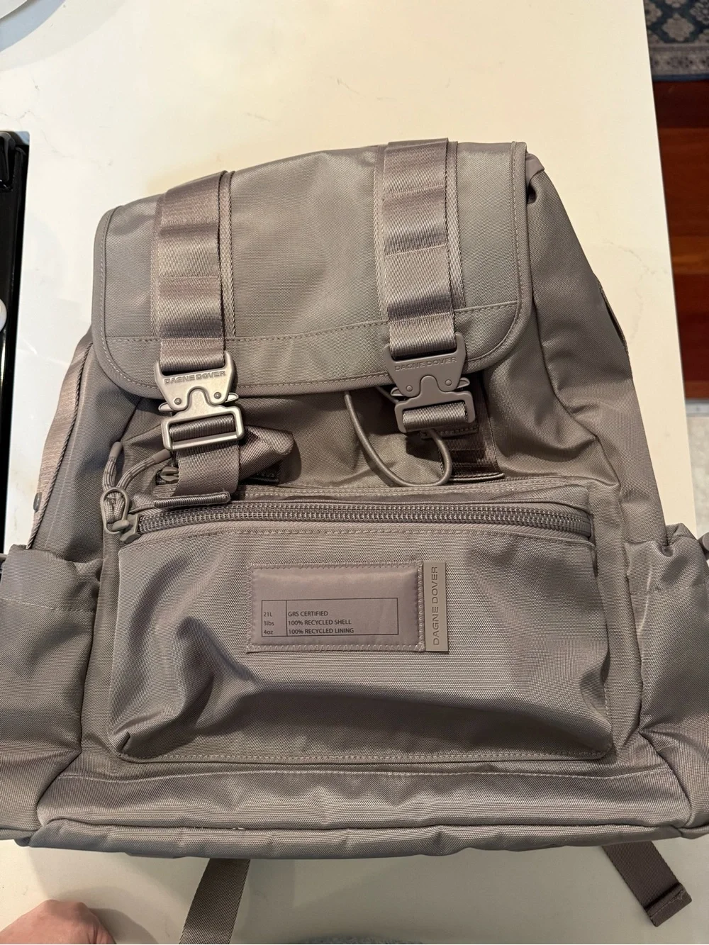 Dakine gently used